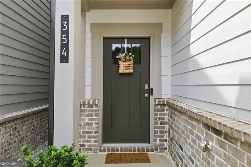 354 Hayden CIR Woodstock, GA 30189