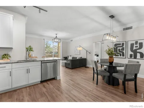 1827 Spaulding Circle