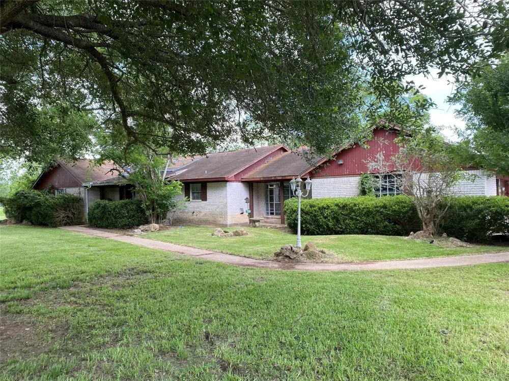 416 Fort Bend Drive Simonton, TX 77485