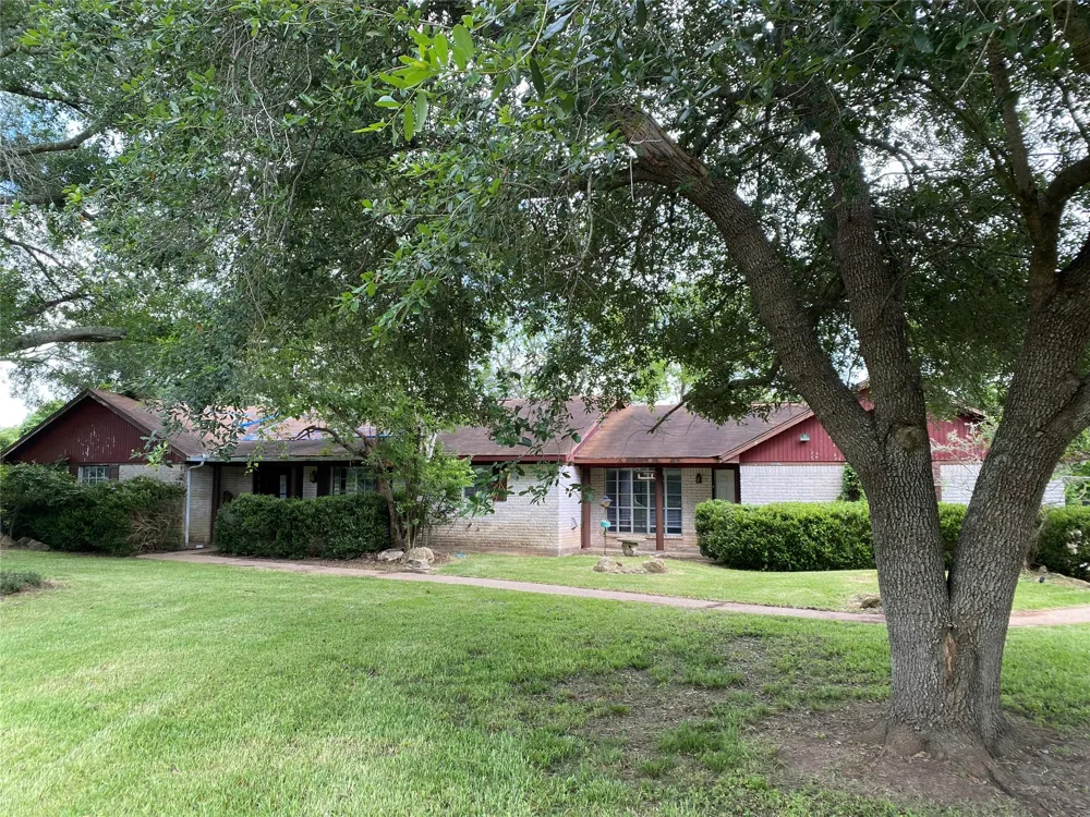 416 Fort Bend Drive Simonton, TX 77485