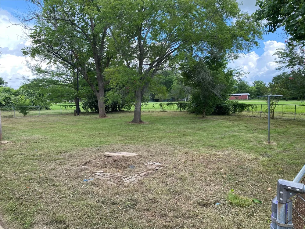 416 Fort Bend Drive Simonton, TX 77485
