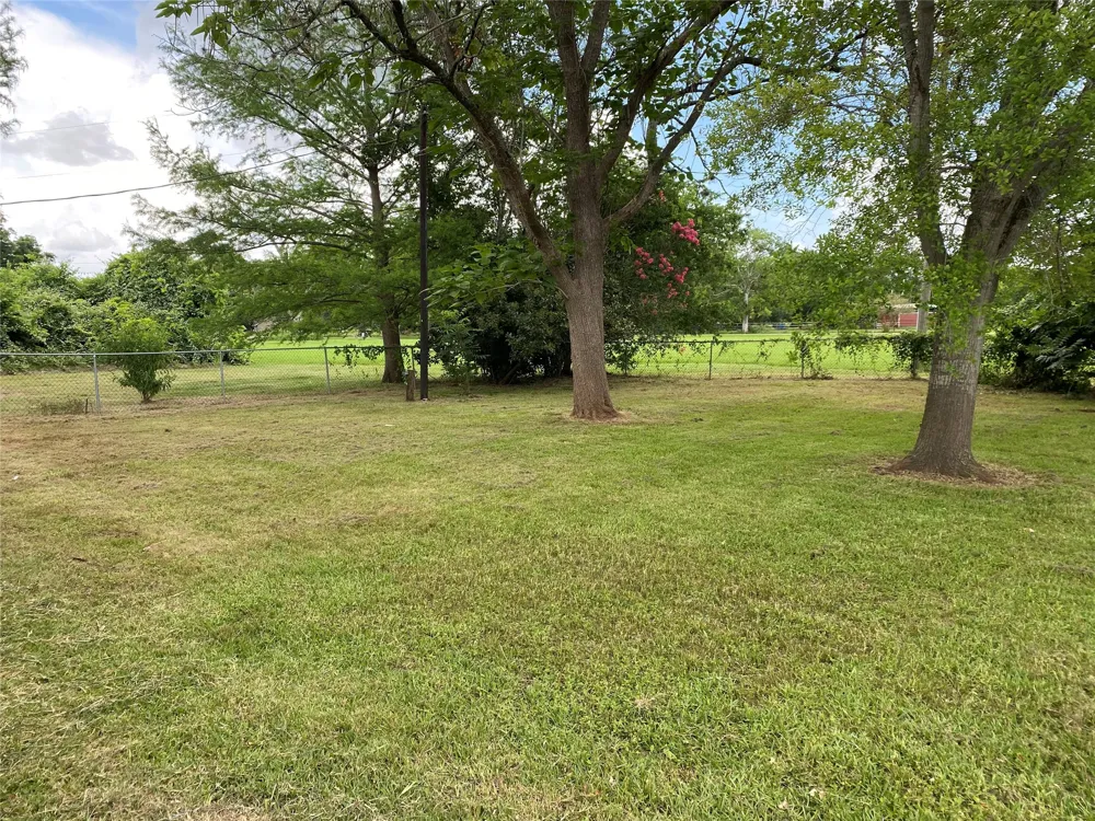 416 Fort Bend Drive Simonton, TX 77485