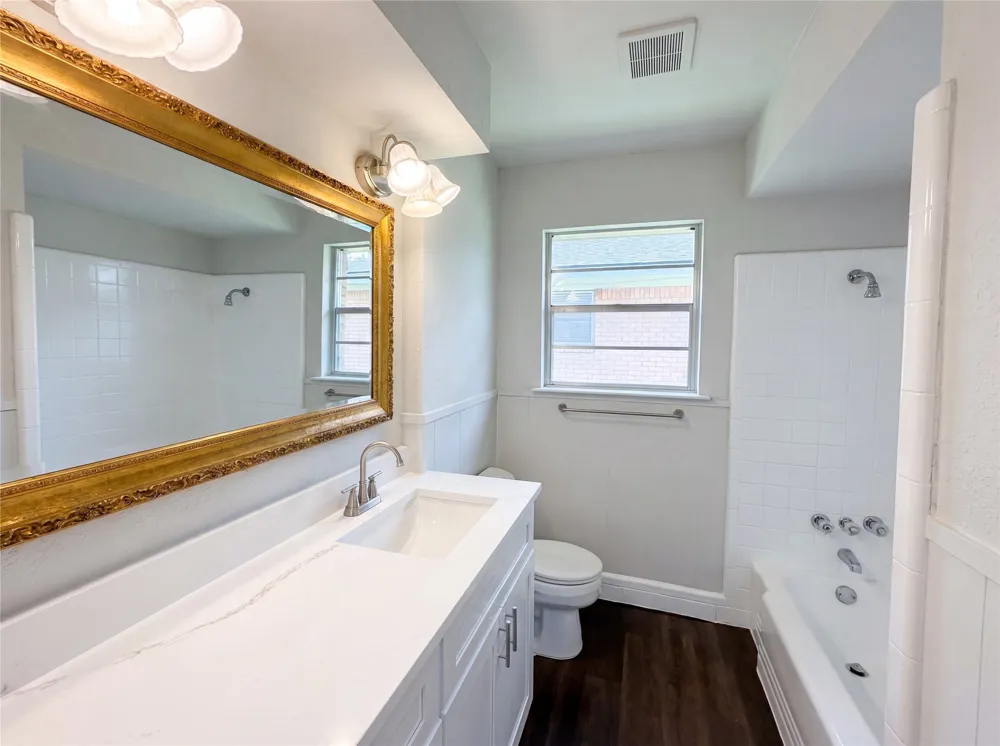 3327 Portlock Drive Farmers Branch, TX 75234