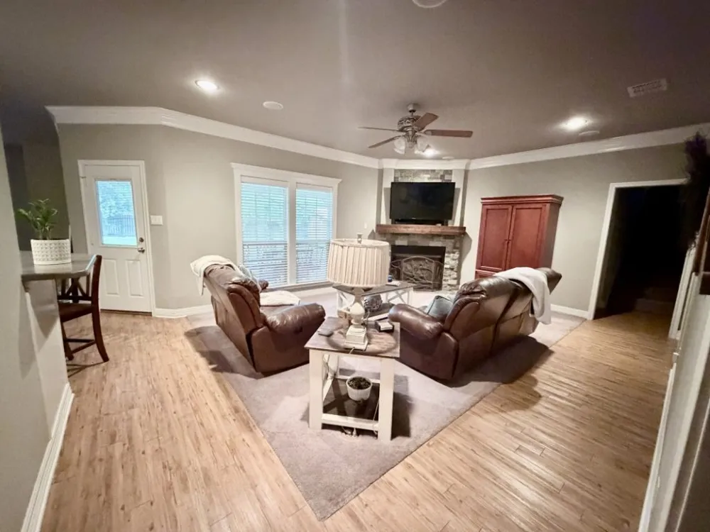 395 Hawkins Robinson, TX 76706