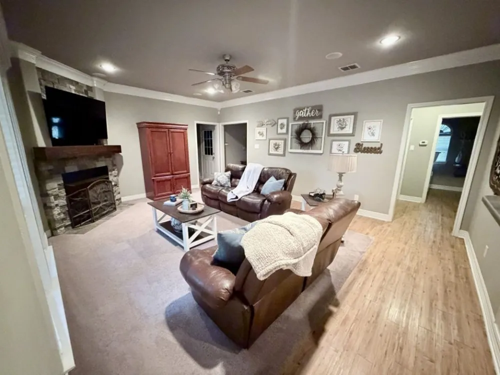 395 Hawkins Robinson, TX 76706