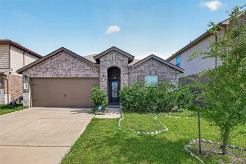 18307 Arcola Bay Lane