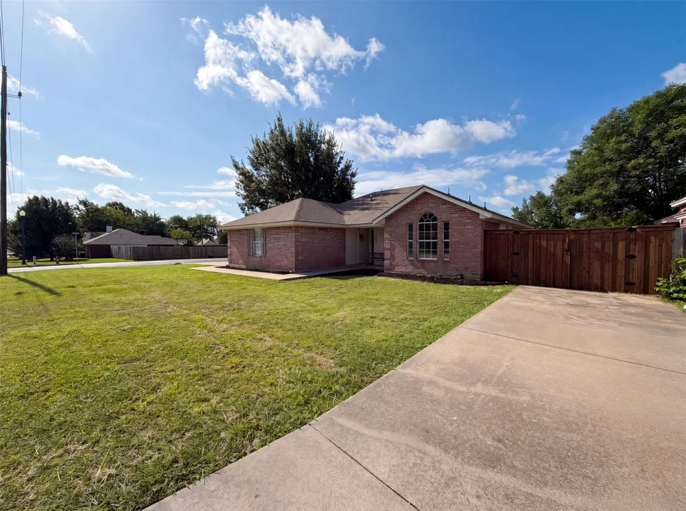 309 Marshall Creek Road Roanoke, TX 76262