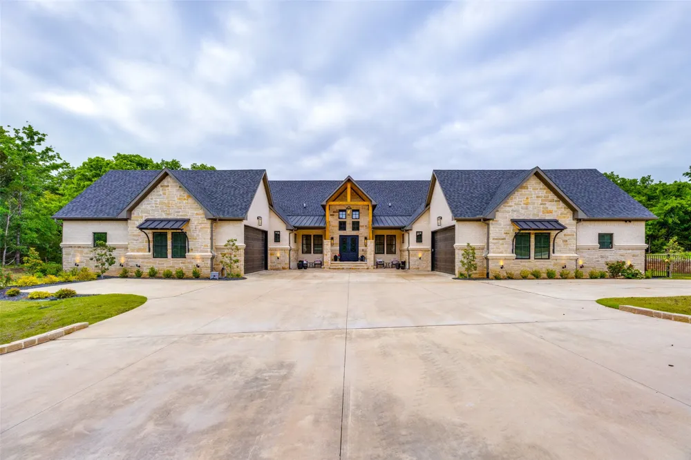 704 Palisades Drive Gordonville, TX 76245