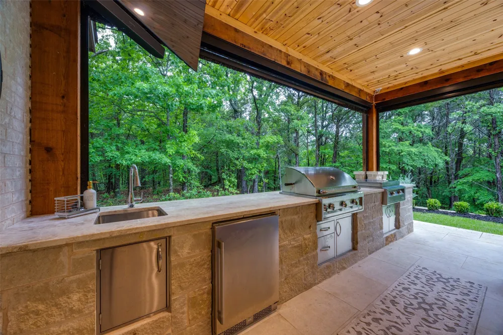 704 Palisades Drive Gordonville, TX 76245