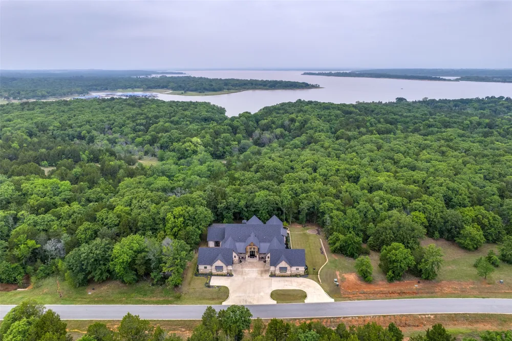 704 Palisades Drive Gordonville, TX 76245