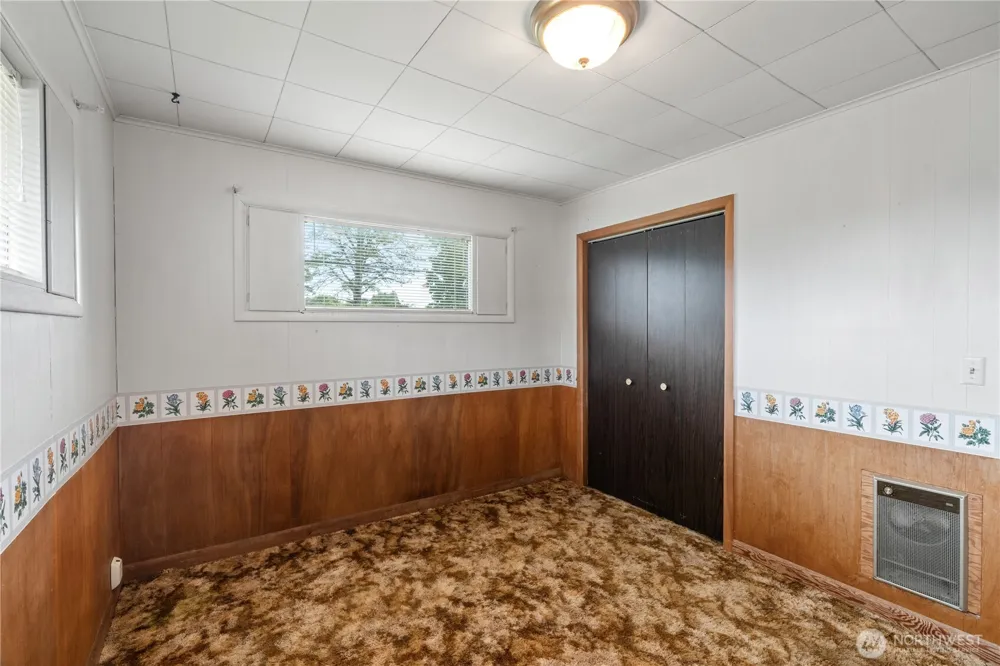 106 Jefferson Street South Bend, WA 98586