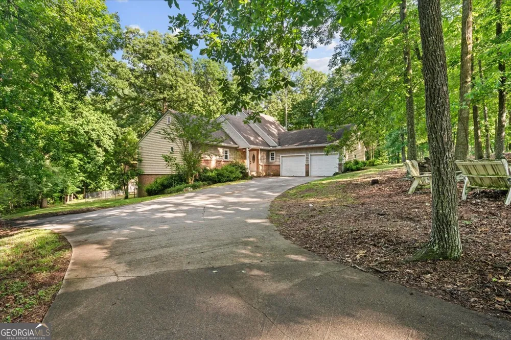 4700 Loftwood DR Cohutta, GA 30710