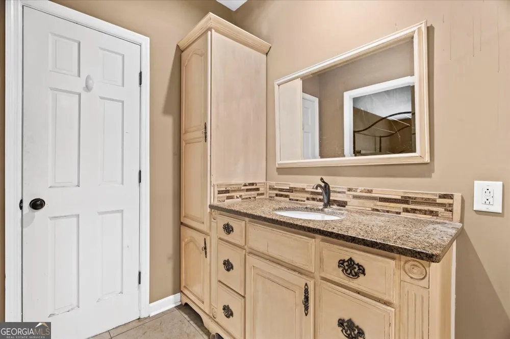 4700 Loftwood DR Cohutta, GA 30710