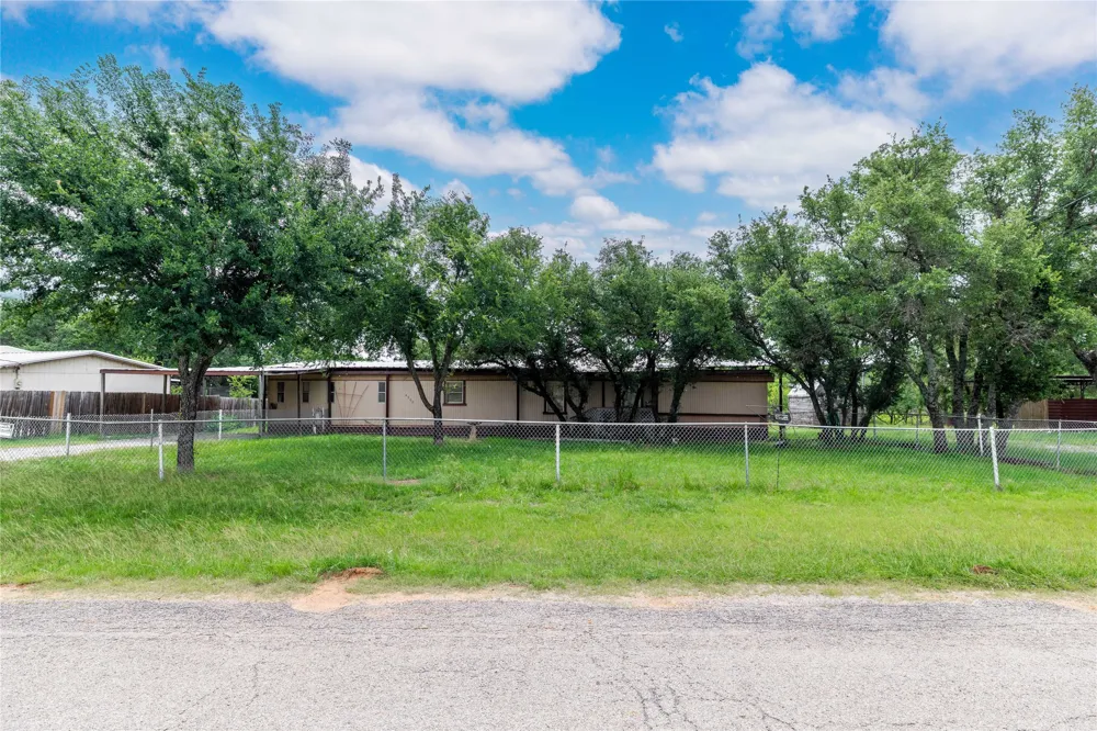 4500 Lake Shore Drive May, TX 76857