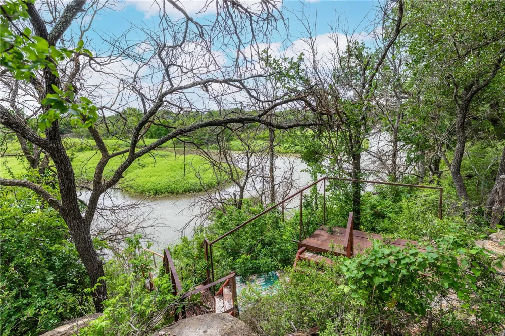 4500 Lake Shore Drive May, TX 76857