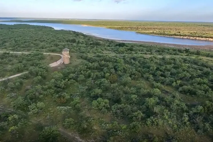 1644 Fm-1929 Voss, TX 76888