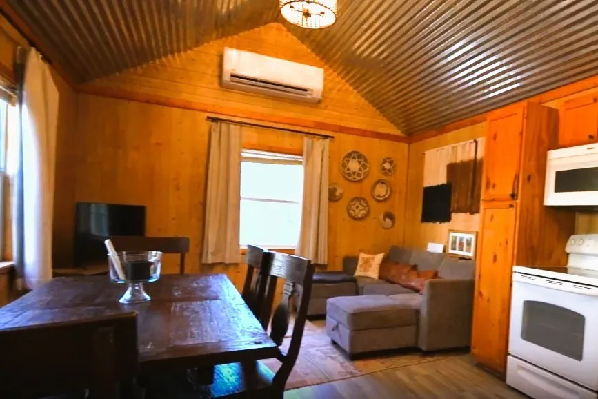 1644 Fm-1929 Voss, TX 76888