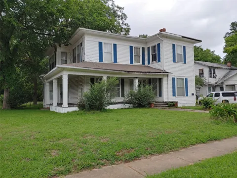 431 Fitzhugh Avenue