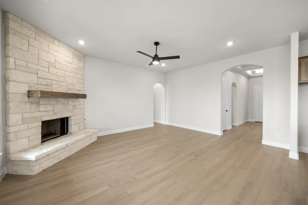 237 Pine Leaf Trail Waxahachie, TX 75165