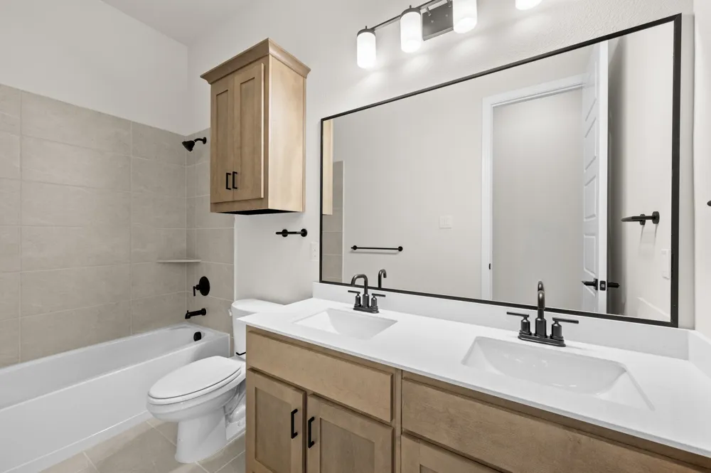 237 Pine Leaf Trail Waxahachie, TX 75165