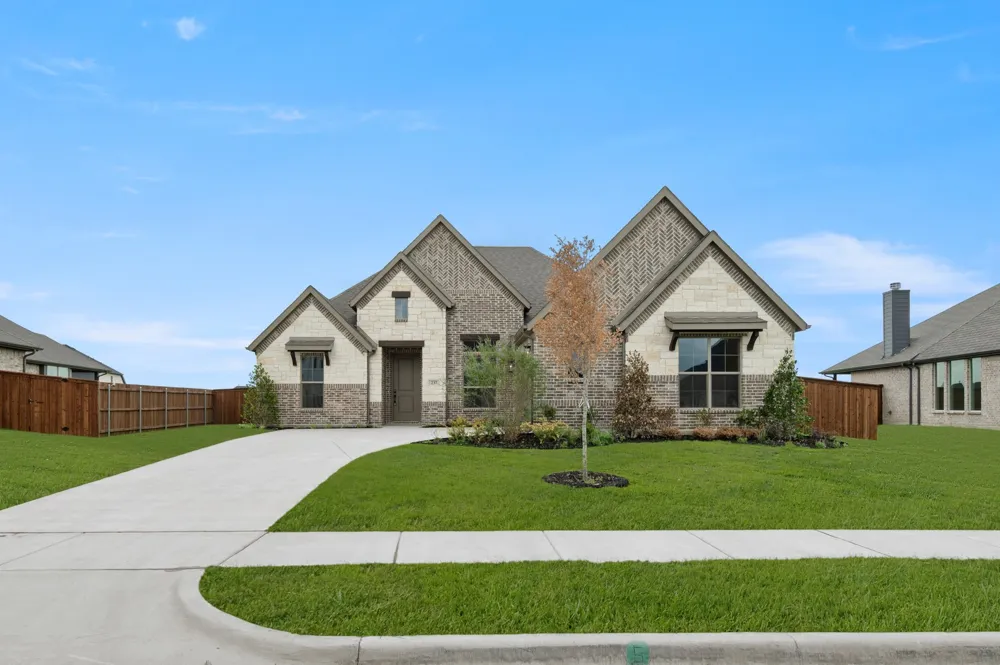237 Pine Leaf Trail Waxahachie, TX 75165