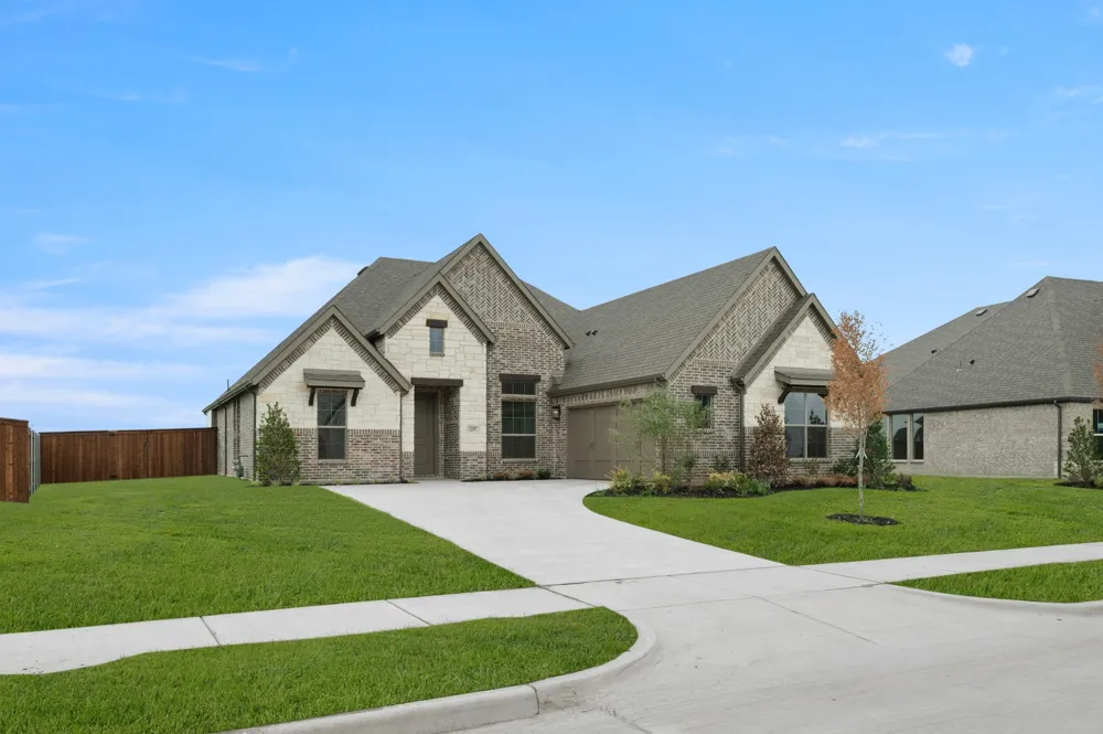 237 Pine Leaf Trail Waxahachie, TX 75165