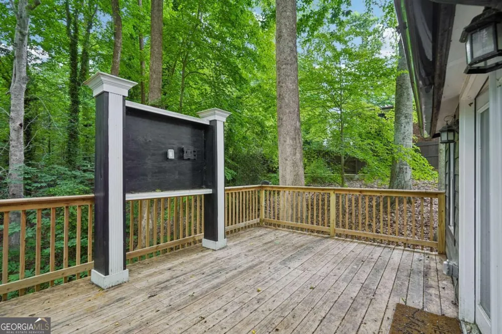 1564 Bubbling Creek RD NE Brookhaven, GA 30319