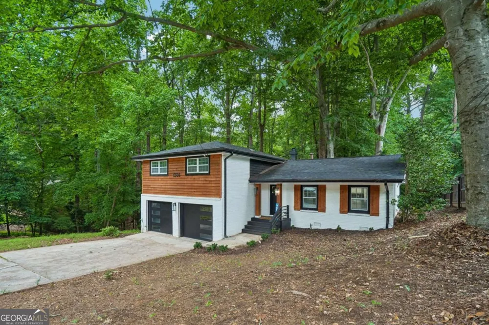 1564 Bubbling Creek RD NE Brookhaven, GA 30319