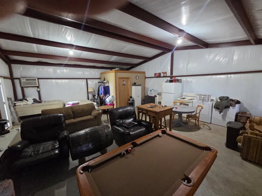 1191 J B Vandiver Loop Moody, TX 76557