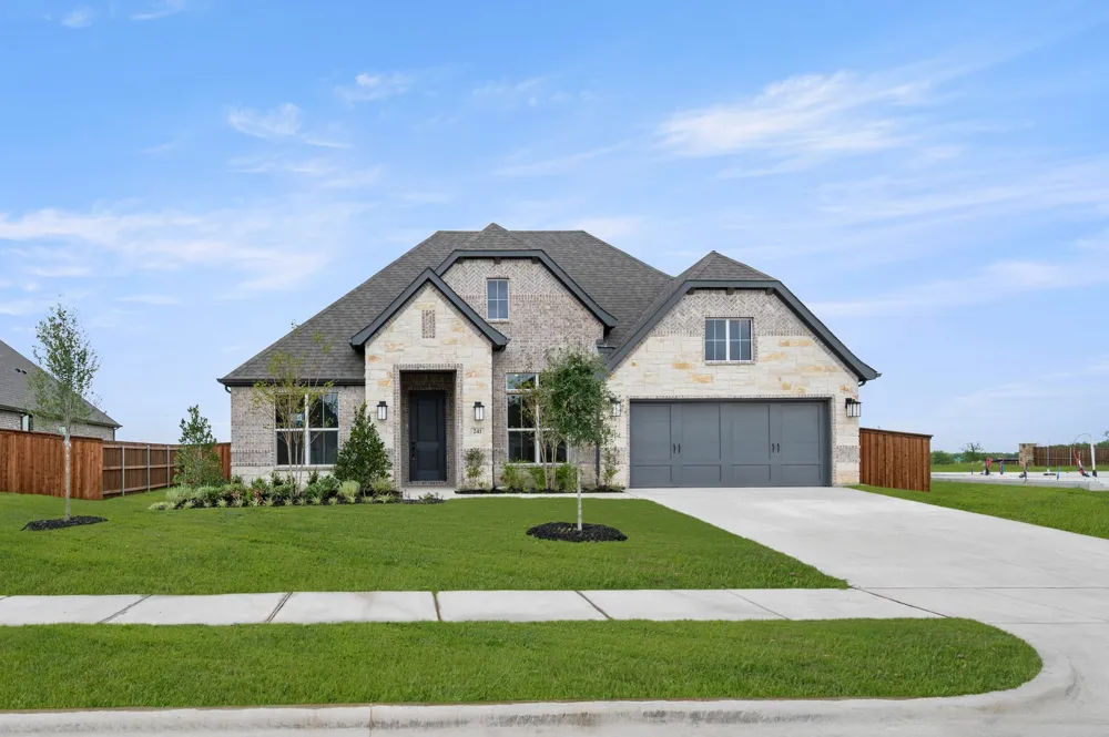 241 Pine Leaf Trail Waxahachie, TX 75165