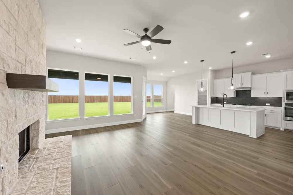 241 Pine Leaf Trail Waxahachie, TX 75165