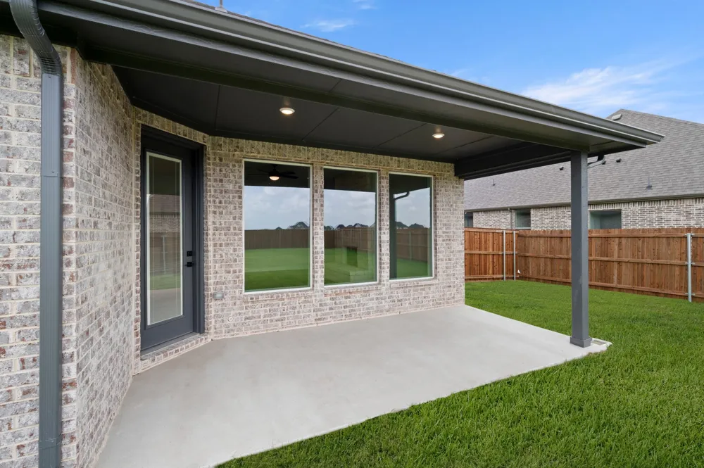 241 Pine Leaf Trail Waxahachie, TX 75165