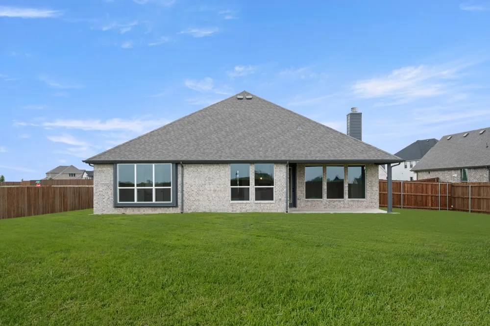 241 Pine Leaf Trail Waxahachie, TX 75165