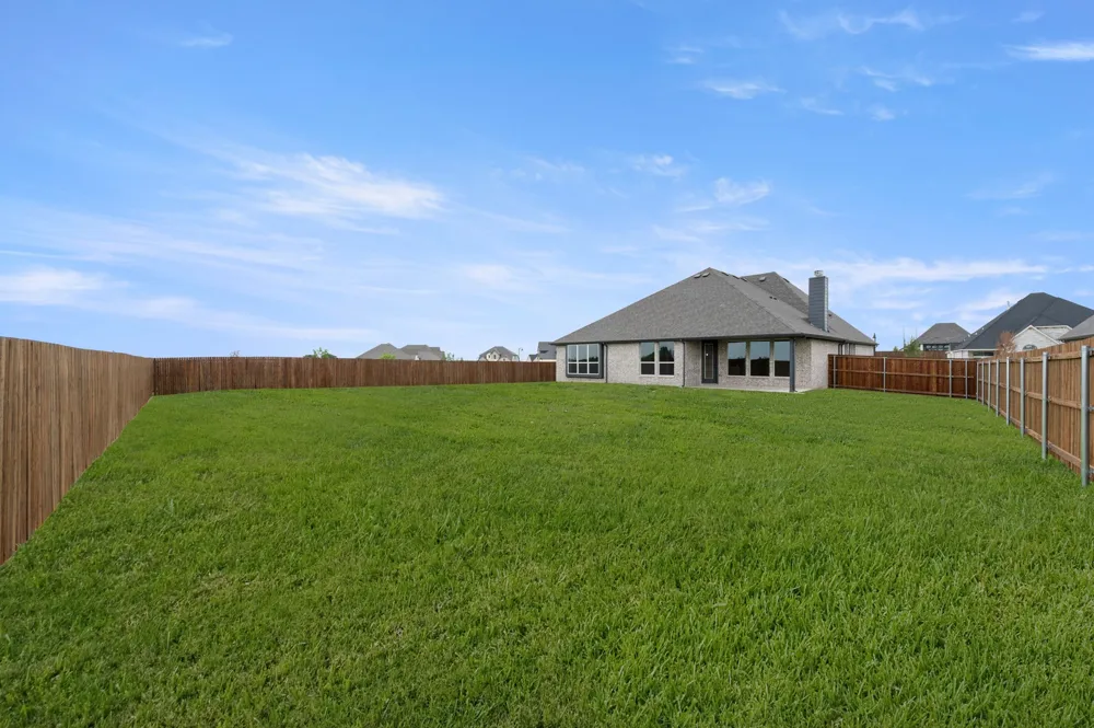 241 Pine Leaf Trail Waxahachie, TX 75165