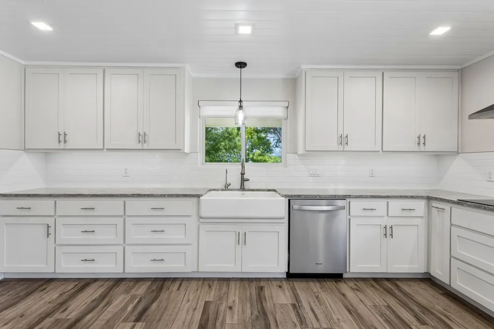 4320 County Road 223 Florence, TX 76527