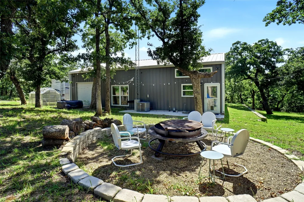 5511 Fm 2127 Bowie, TX 76230