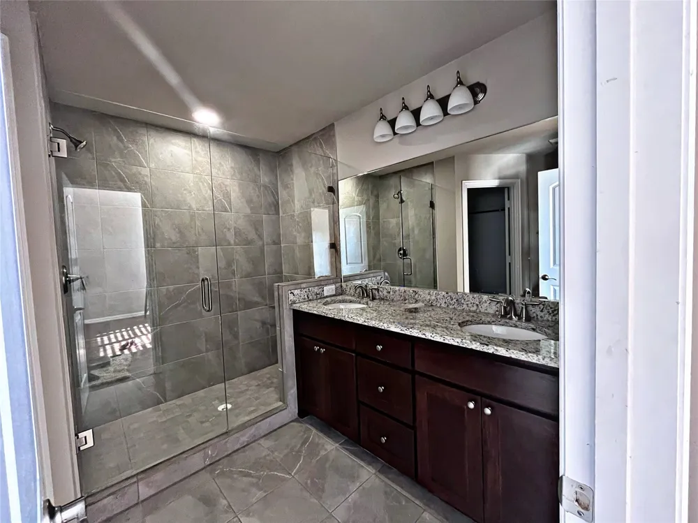 4916 Villas Drive #4916 Sanger, TX 76266