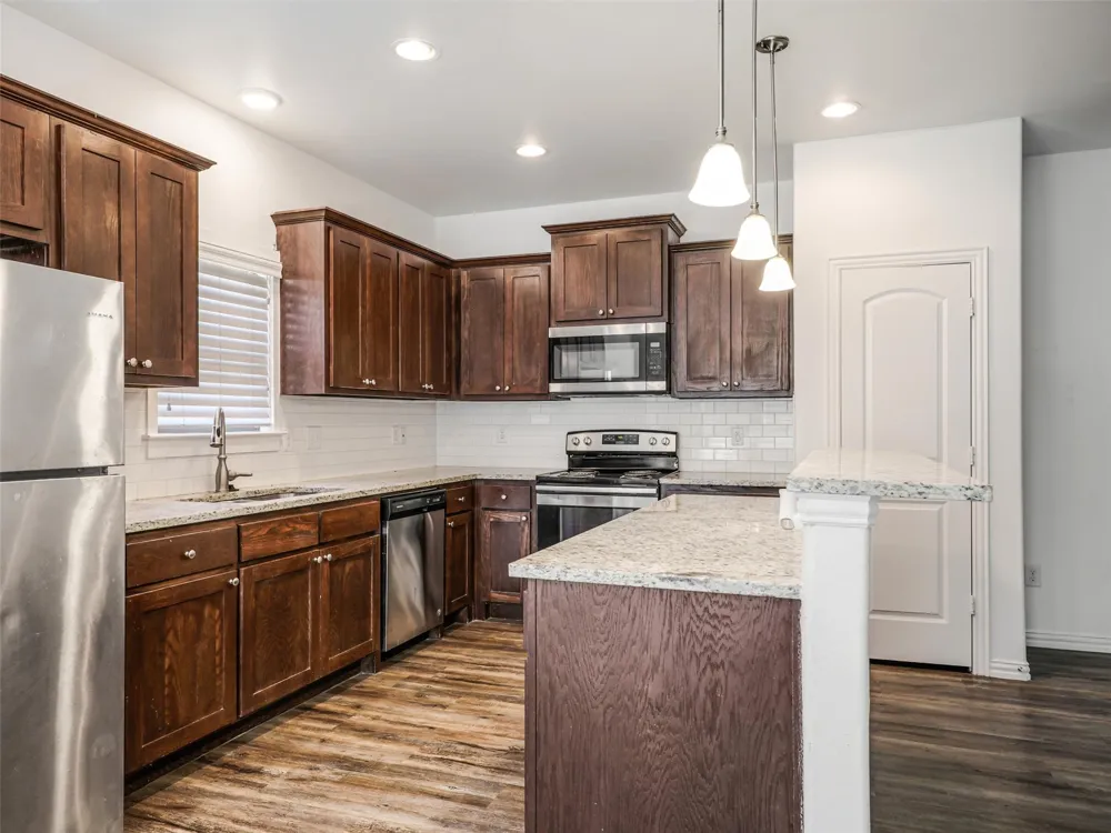 4916 Villas Drive #4916 Sanger, TX 76266
