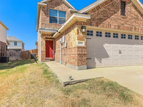 4916 Villas Drive #4916