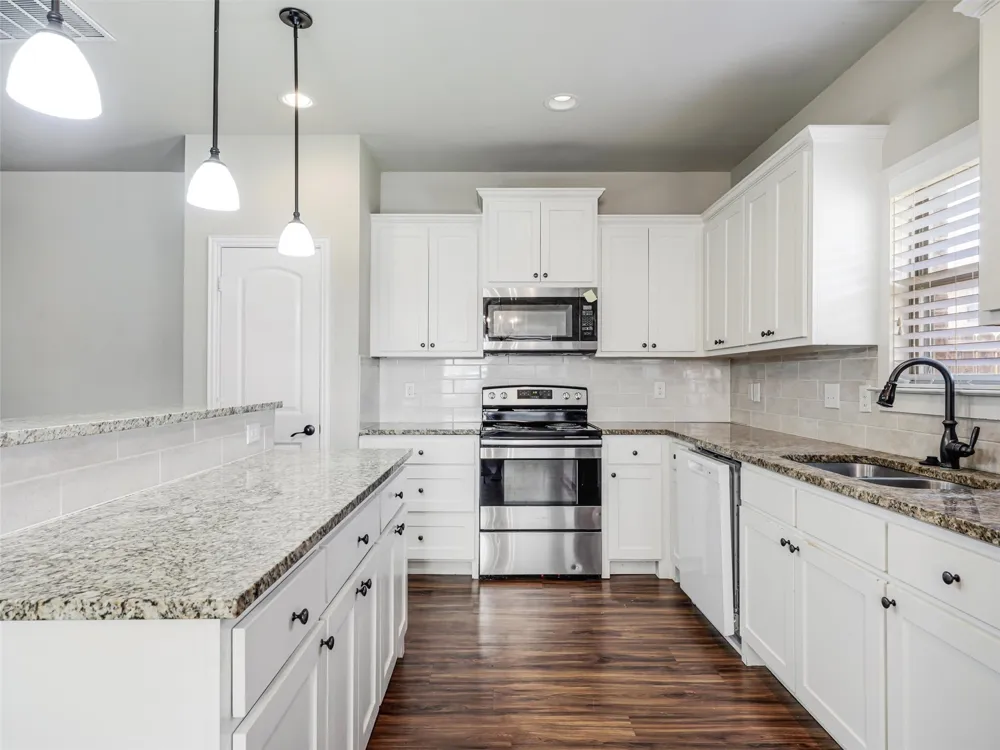 4918 Villas Drive Sanger, TX 76266