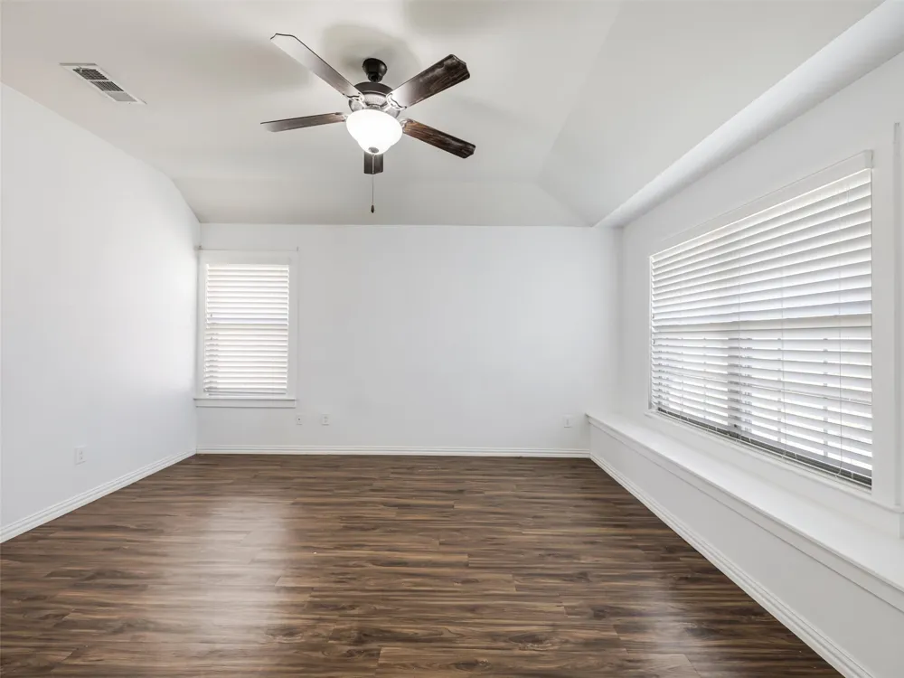 4918 Villas Drive Sanger, TX 76266