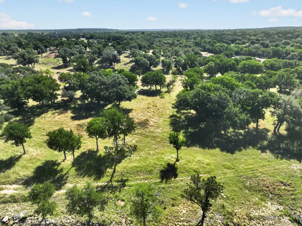 Armstrong Alley Strawn, TX 76475