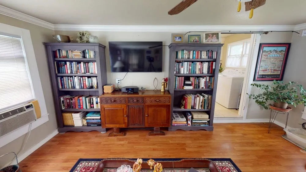 1701 S High Brady, TX 76825