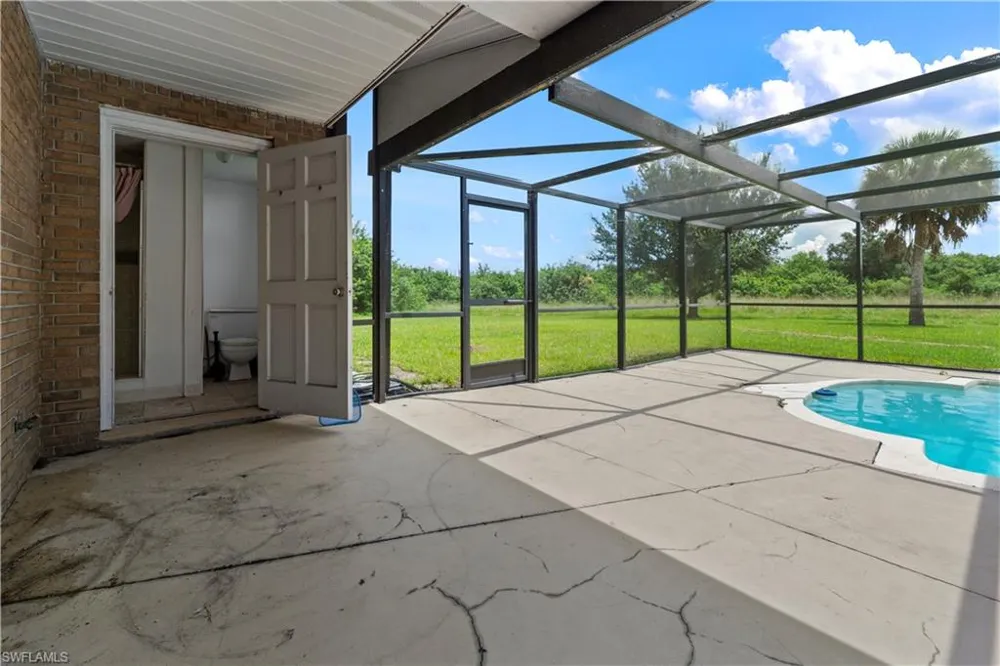1085 West Avenue Moore Haven, FL 33471