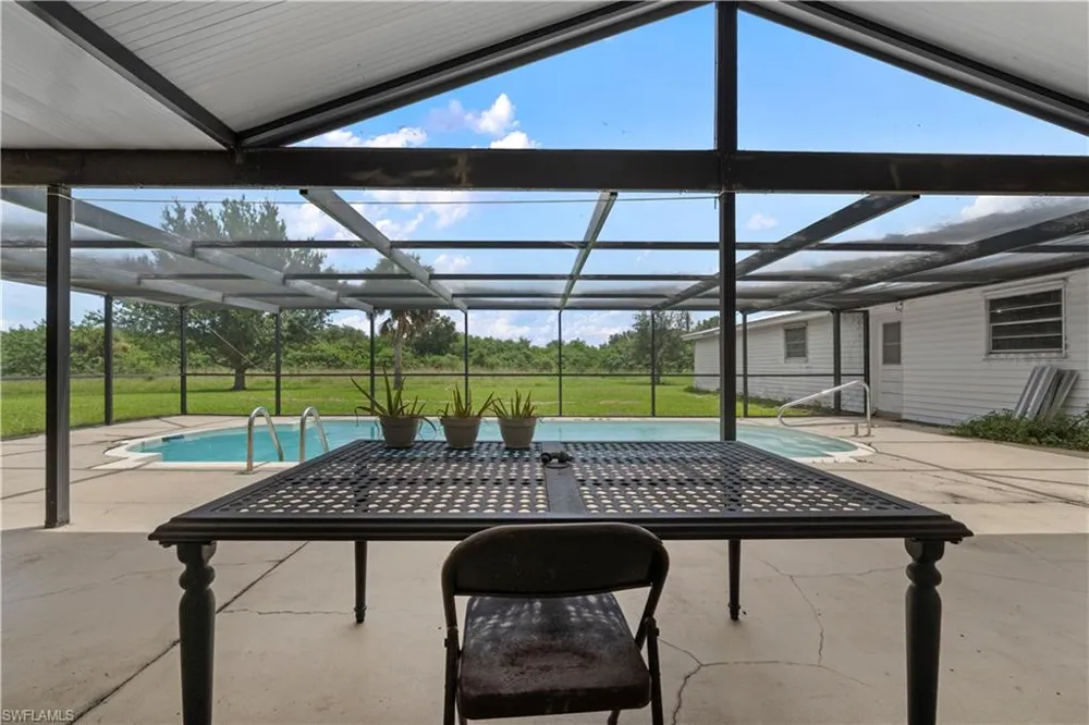 1085 West Avenue Moore Haven, FL 33471