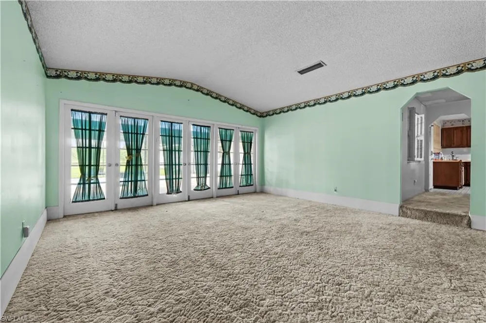 1085 West Avenue Moore Haven, FL 33471