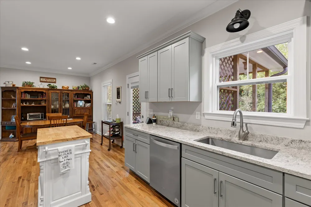 301 Sentry Oaks Chickamauga, GA 30707