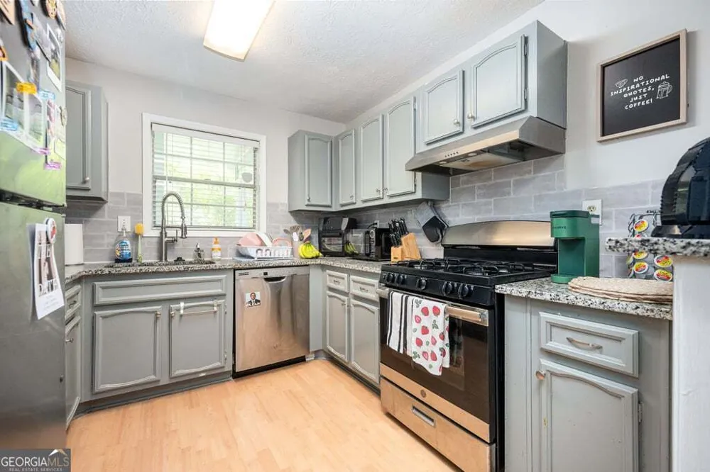 1104 Natchez Trc Sandy Springs, GA 30350
