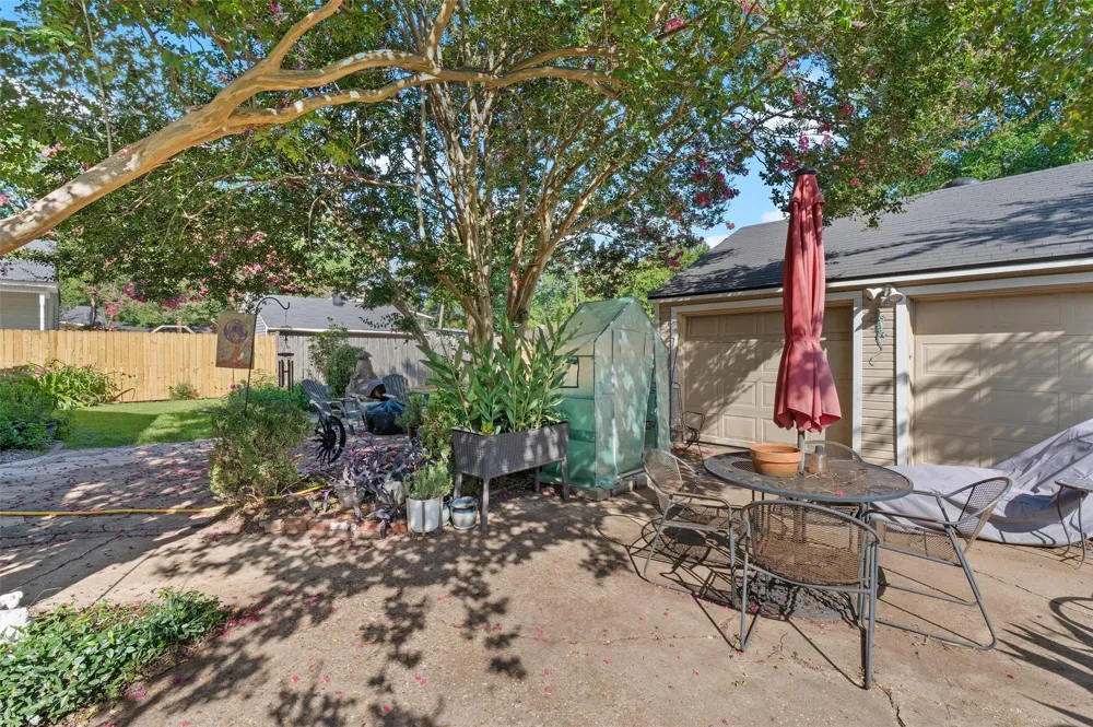 281 Carrollton Shreveport, LA 71105