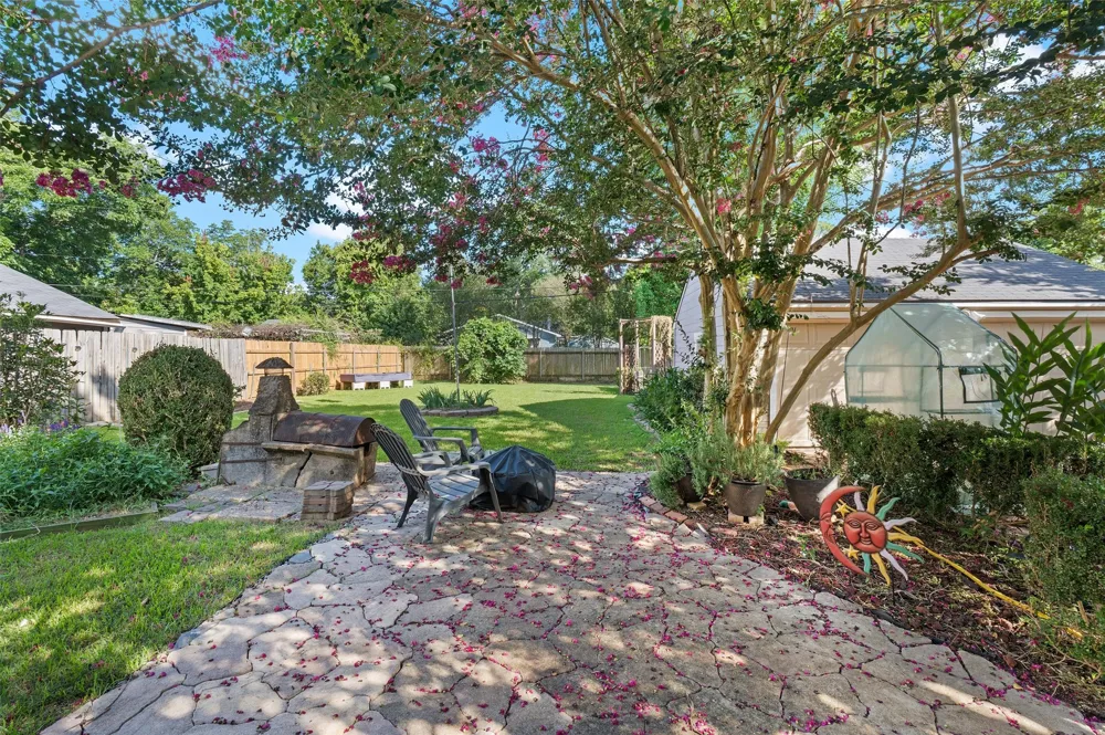281 Carrollton Shreveport, LA 71105